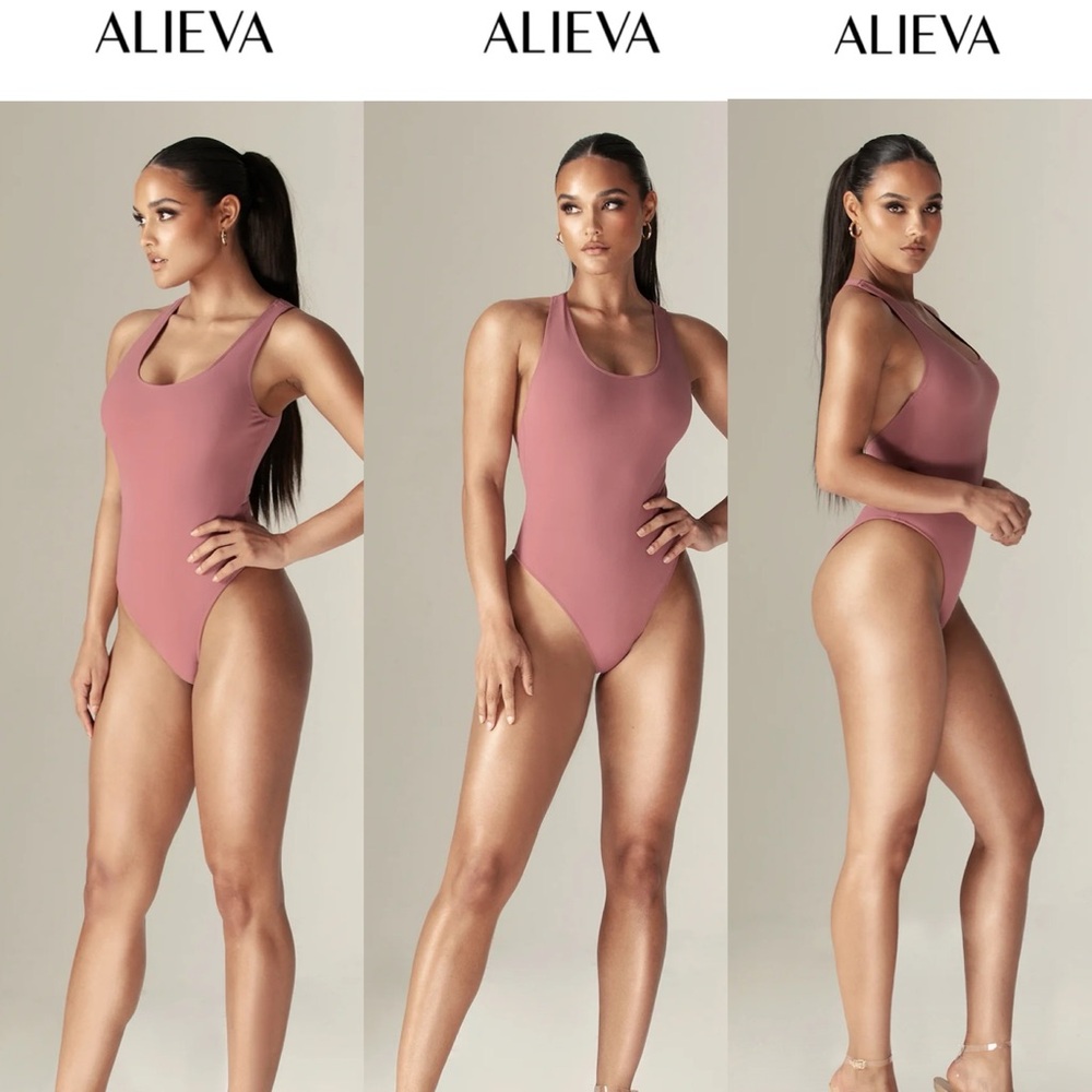 ALIEVA Airlift Bodysuit XS BNWT - Dusty pink